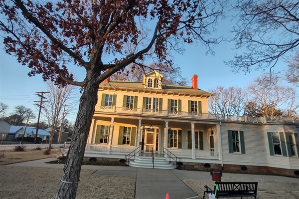 What Are the Latest Trends in Custom Home Design for East Texas?